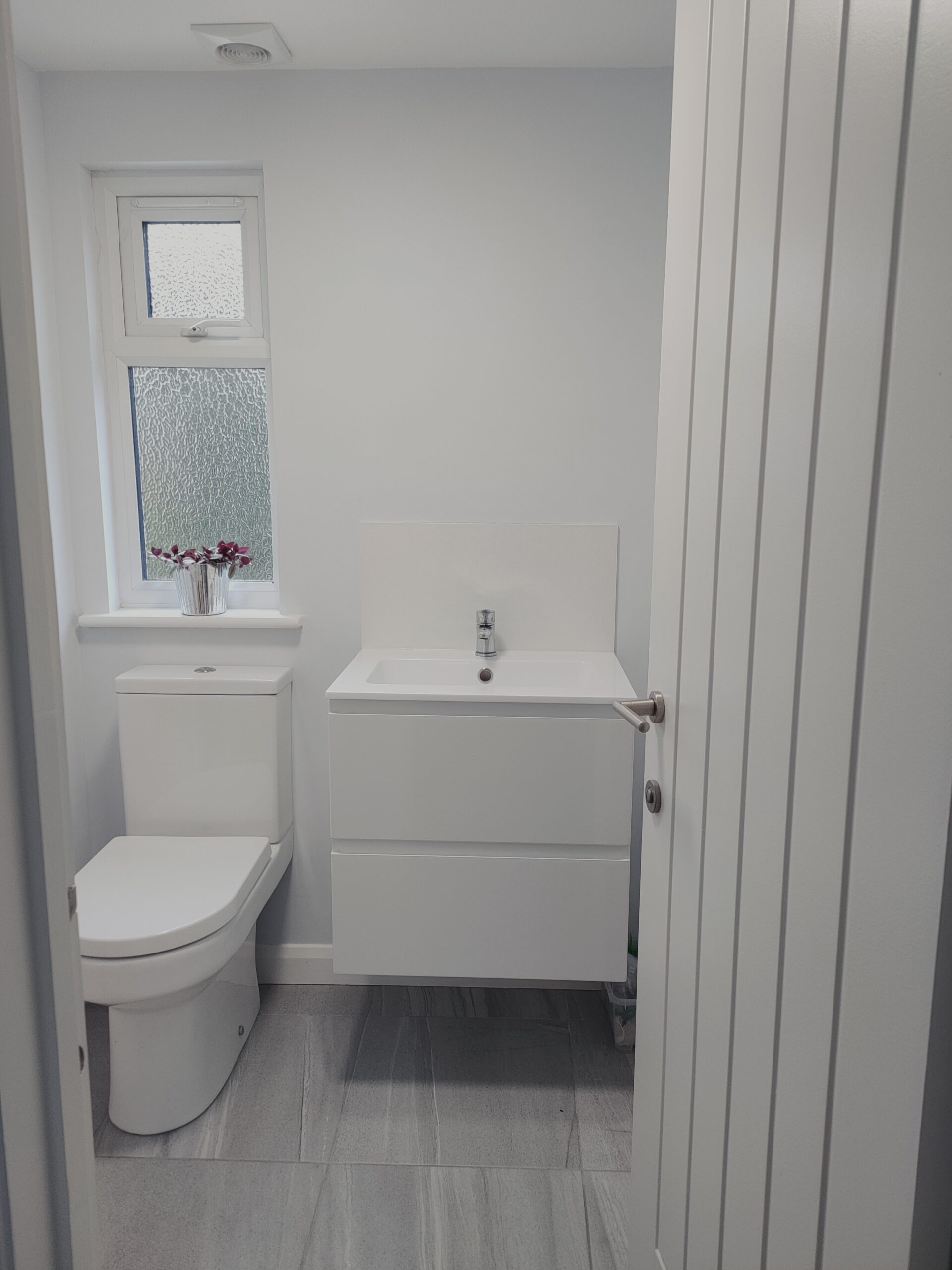 Colour Drench Cloakroom main before